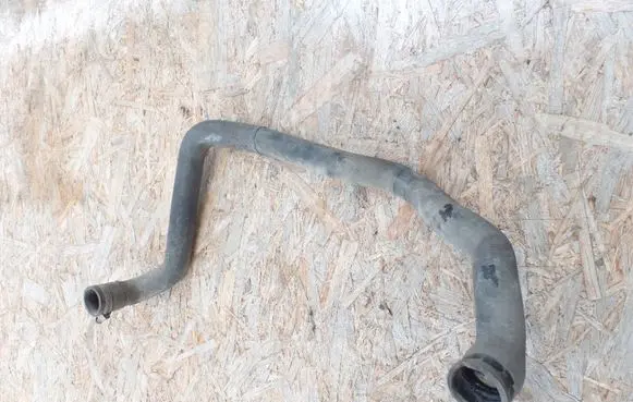 Mercedes-Benz A W168 Engine coolant pipe/hose A1685011082