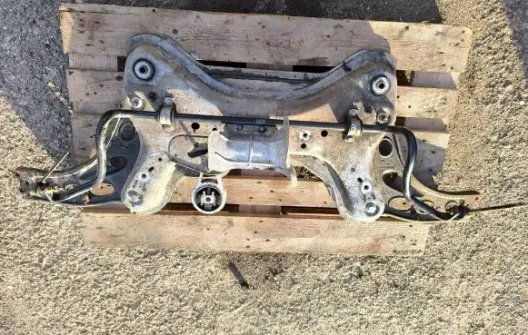 Opel Vivaro Front subframe