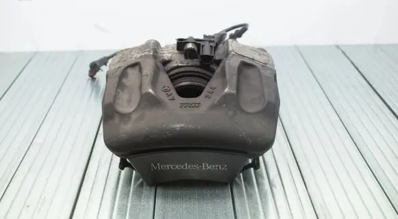 Mercedes-Benz SLK R172 Front brake caliper A1725401405