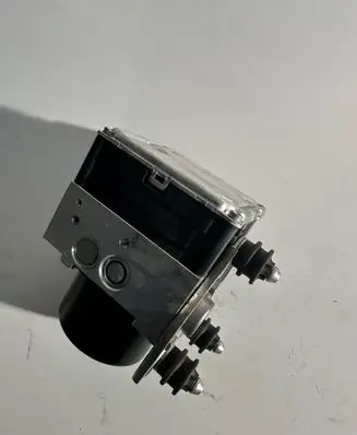 Volkswagen Touareg II ABS Pump 7P0614517P 10021209464