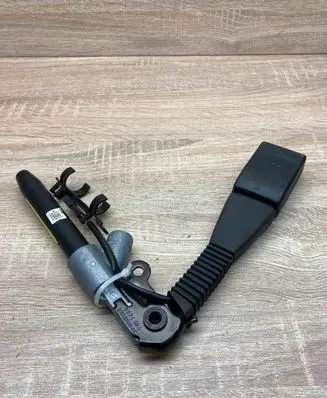 BMW X3 F25 Front seatbelt buckle 305537010AC 729596401