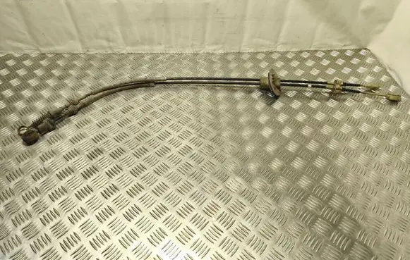 Hyundai Sonata Gear shift cable linkage 