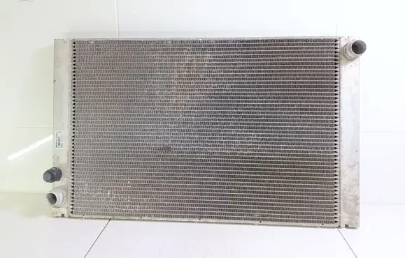 Audi A8 S8 D3 4E Coolant radiator 4E0121251 A2732005