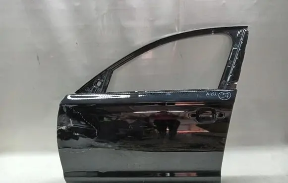 Audi A6 C7 Front door 83a