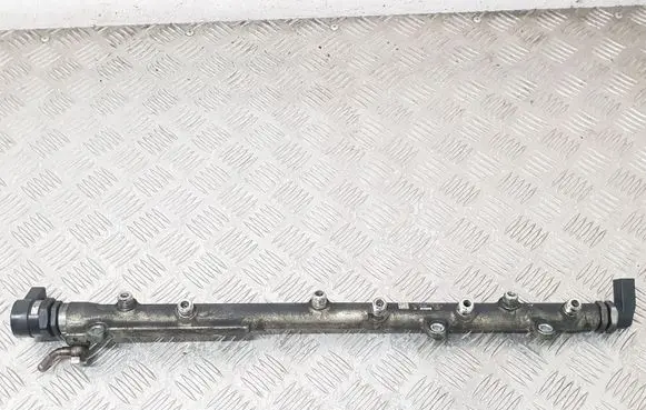 BMW 5 E60 E61 Fuel main line pipe 0445216015 7795514