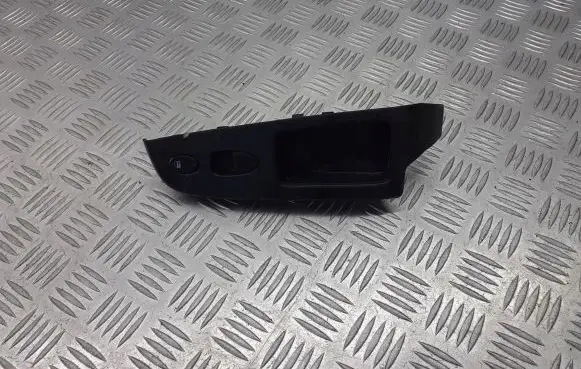 Honda Civic Electric window control switch 83541-SNA-A010-M1