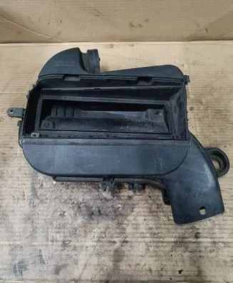 Air filter box