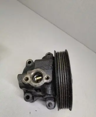Ford Mondeo Mk III Power steering pump 1S7Q3A733AA