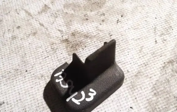 Mitsubishi Pajero Sport I Other interior part mr251134