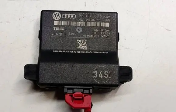 Volkswagen Scirocco Gateway control module 1K0907530ST1 1K0907530S 1K0907951