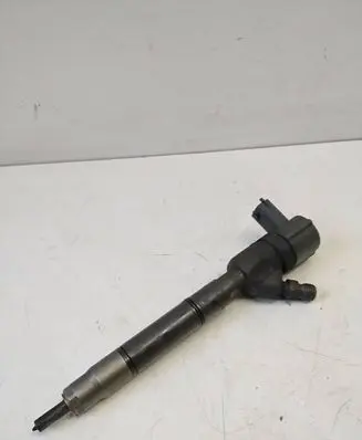 Hyundai ix35 Fuel injector 338002A800