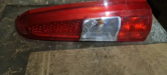 Volvo XC70 Rear/tail lights