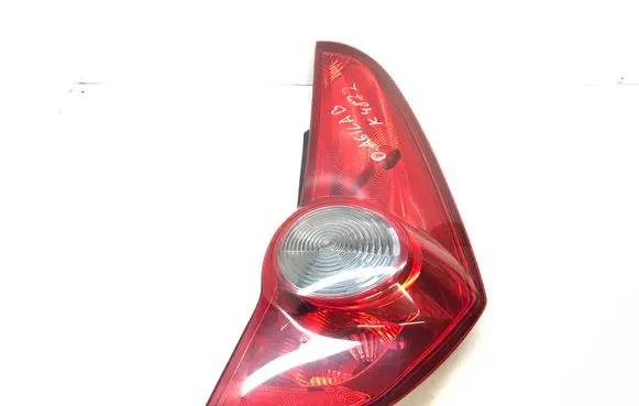 Opel Agila B Rear/tail lights 89071639 K4822