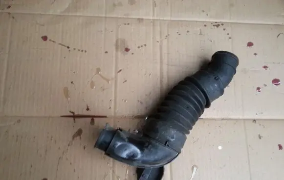 Ford Fiesta Air intake duct part