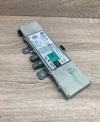 BMW 5 E39 Aerial antenna amplifier 6906078 USED