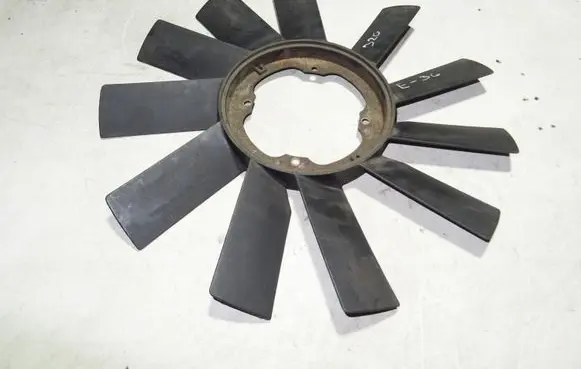 BMW 3 E36 Fan impeller 17233639