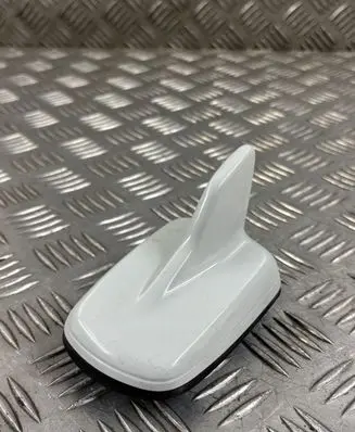 Audi Q7 4M Aerial GPS antenna 4M0035503E
