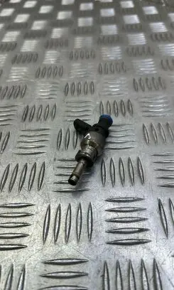 Porsche Cayenne (92A) Fuel injector 206E036K