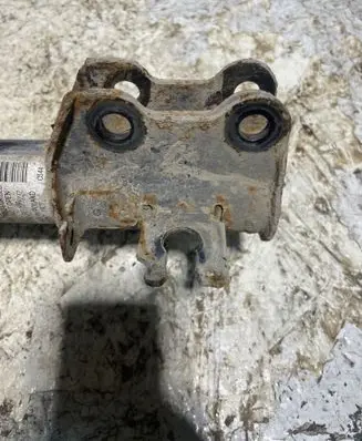 Opel Corsa D Front shock absorber/damper 13214359
