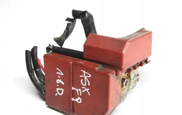 Mitsubishi ASX Positive cable (battery) 5e15675te