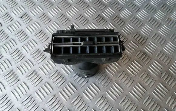 Mercedes-Benz S W116 Dashboard side air vent grill/cover trim 1168310130 500070070201