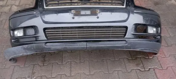 Toyota Avensis Verso Front bumper