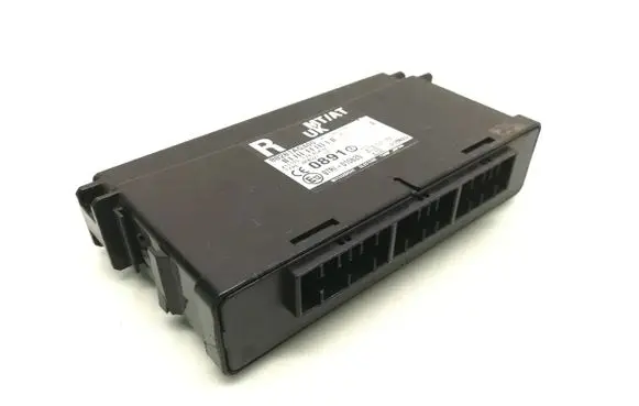 Subaru Outback Gearbox control unit/module 88281AG400 97RI-010625 X1T18475M