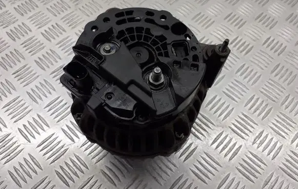 Skoda Fabia Mk2 (5J) Generator/alternator 045903023A