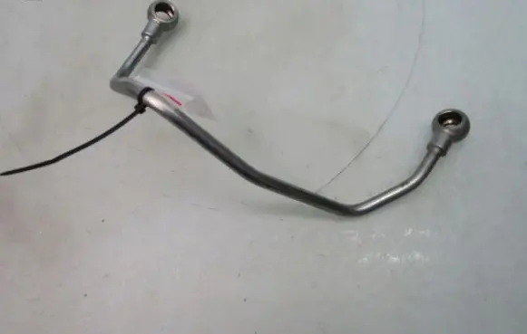 Suzuki SX4 S-Cross Turbo turbocharger oiling pipe/hose