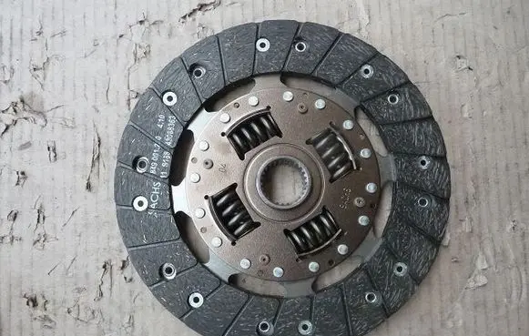 Mercedes-Benz E W124 Clutch pressure plate 1878006439