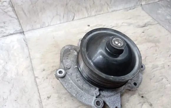Chrysler 300 - 300C Water pump