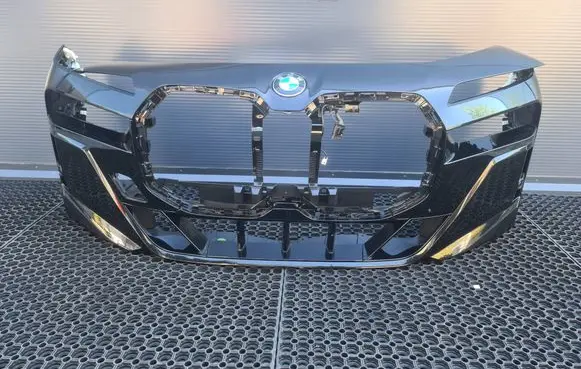 BMW 7 G70 Front bumper