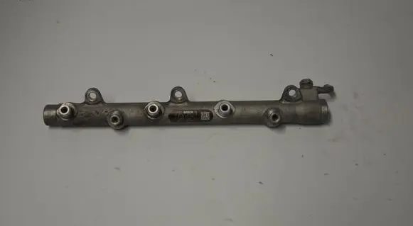 BMW 5 E60 E61 Fuel main line pipe 7787164