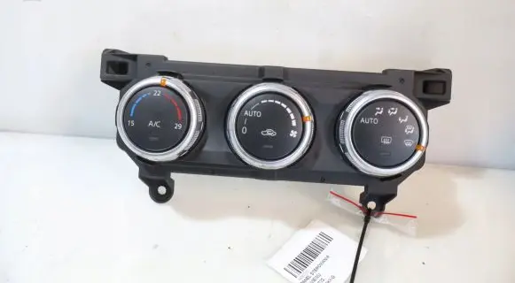 Mazda 2 Interior fan control switch 