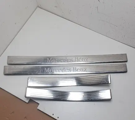 Mercedes-Benz E W212 sill trim set (inner) 2126860936
