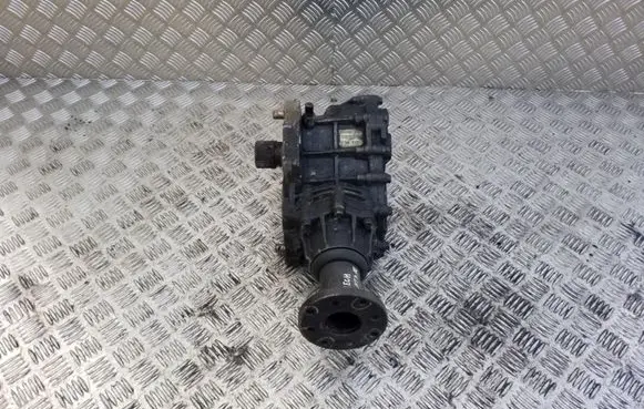 Gearbox transfer box case