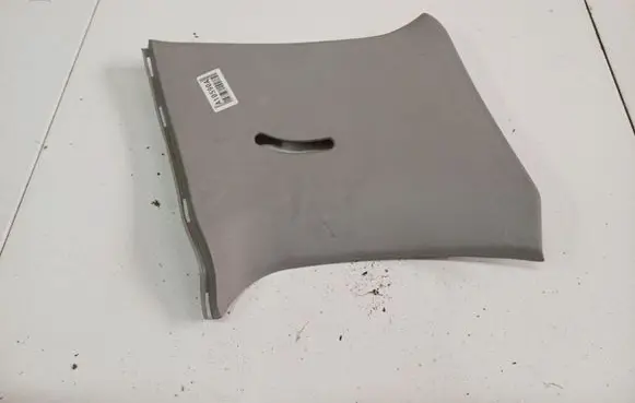 Mitsubishi Colt (D) pillar trim (bottom) 