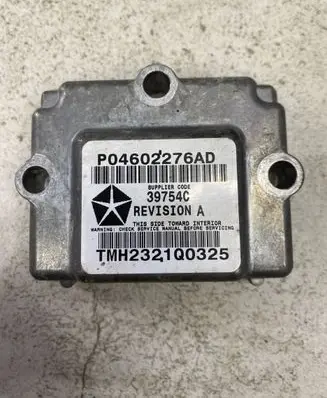 Chrysler Sebring (ST-22 - JR) Airbag deployment crash/impact sensor P04602276AD 39754C TMH232100325