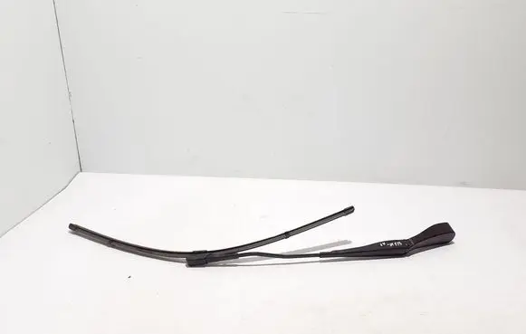 Mercedes-Benz GLS X167 Front wiper blade arm A1678200900