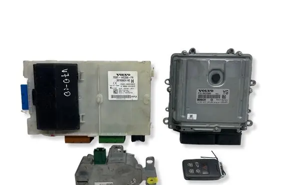Volvo V70 Engine ECU kit and lock set P31303388 30765624AE P31202090
