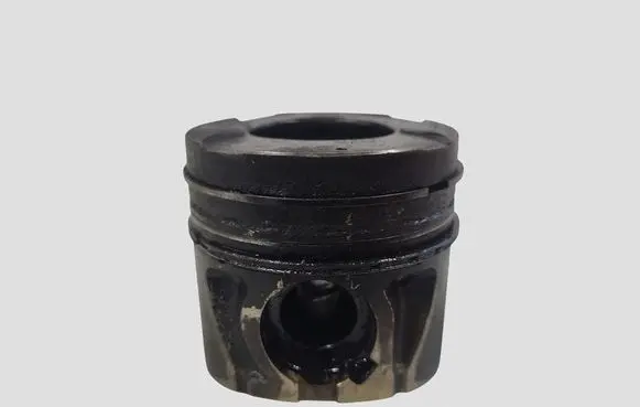 Opel Zafira B Piston