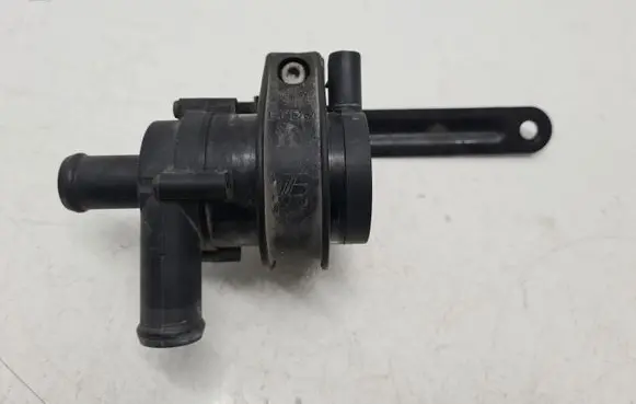 Audi A3 S3 A3 Sportback 8P Electric auxiliary coolant/water pump 30950000