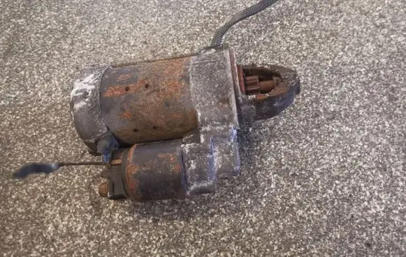 Mercedes-Benz E W210 Starter motor