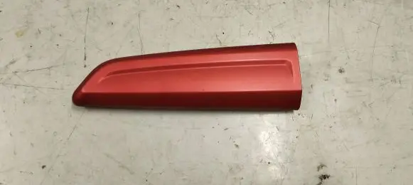 Dashboard glove box trim