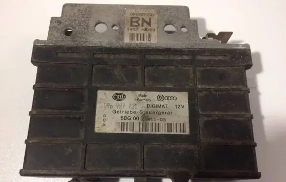 Volkswagen PASSAT B4 Gearbox control unit/module 096927731 5DG00741105