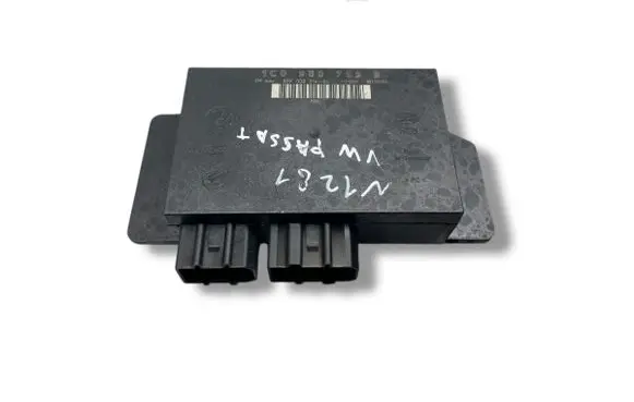 Volkswagen PASSAT B5.5 Comfort/convenience module 1C0959799B 5DK00821400