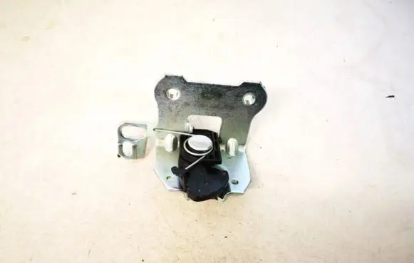 Mercedes-Benz C W204 Seat back rest lock catch a2049200572