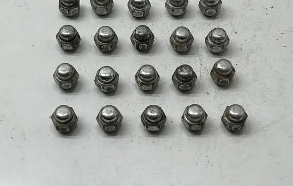 Nissan Pulsar Nuts/bolts 