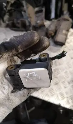 BMW X3 E83 Airbag deployment crash/impact sensor 6911003