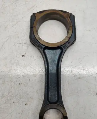 Mercedes-Benz Sprinter W907 W910 Connecting rod/conrod 865100